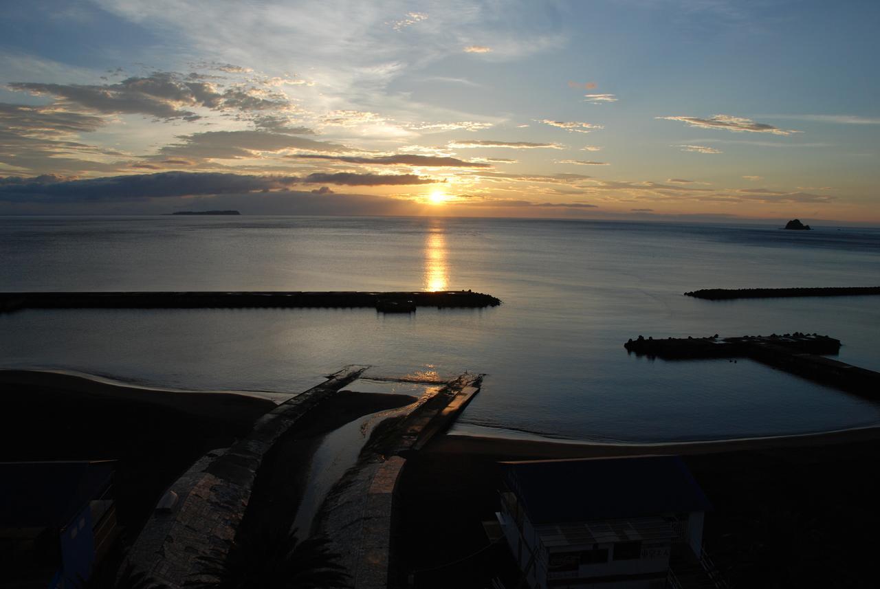 Kameya Rakan Ito  Buitenkant foto